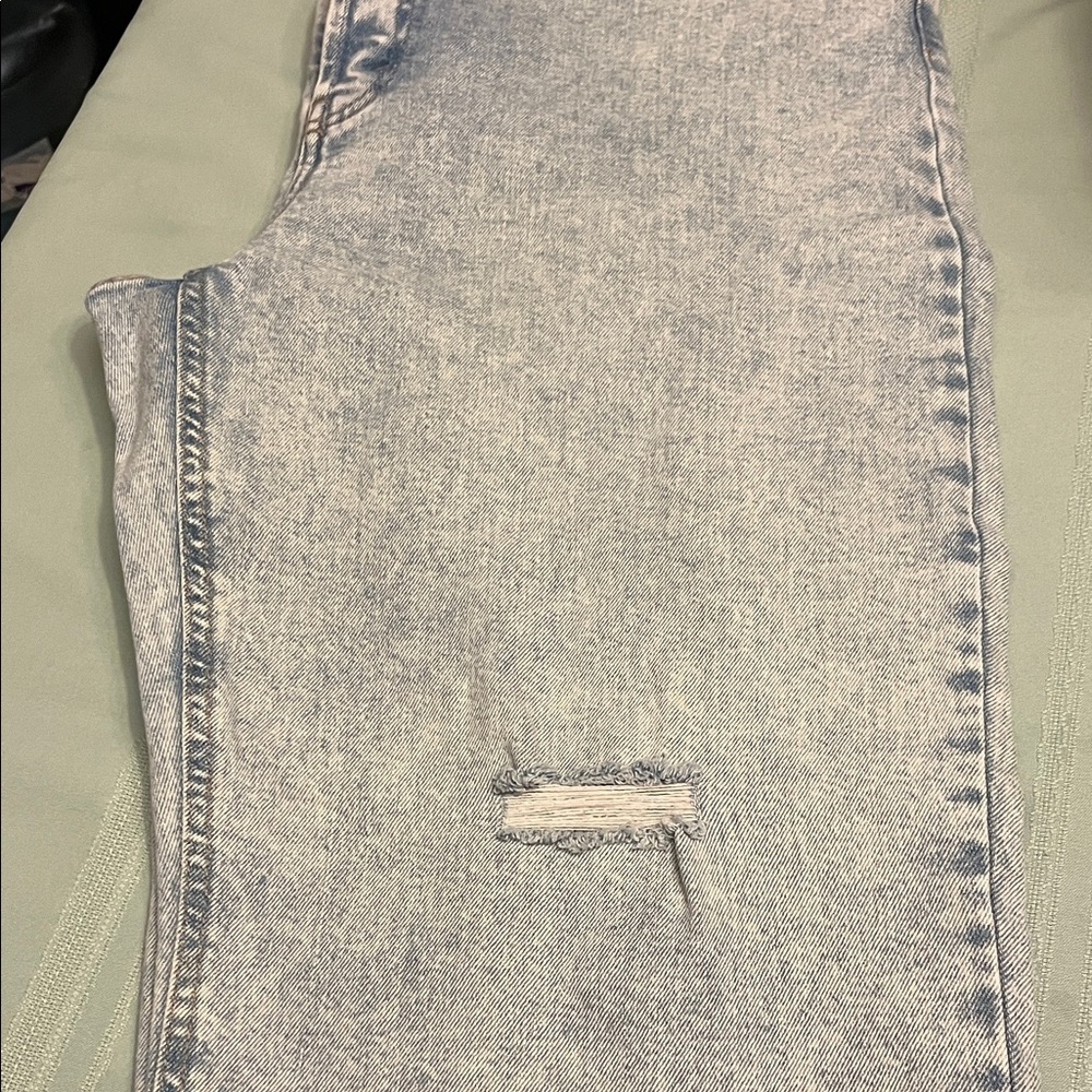 Wild Fable Light Wash women’s stretch  Jeans size 18S/34 Waist. - Picture 16 of 16